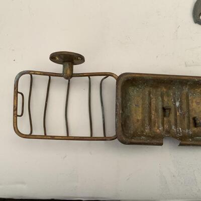 186 Decorative Brass Hinges/Handles/Brass Mounted Soap Dish