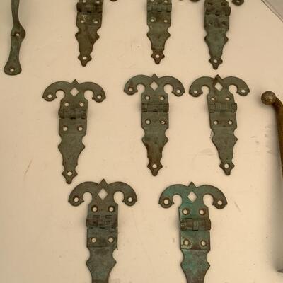 186 Decorative Brass Hinges/Handles/Brass Mounted Soap Dish