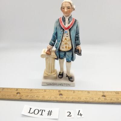 Lot 24 - Rare Goebel Washington Masonic Figurine