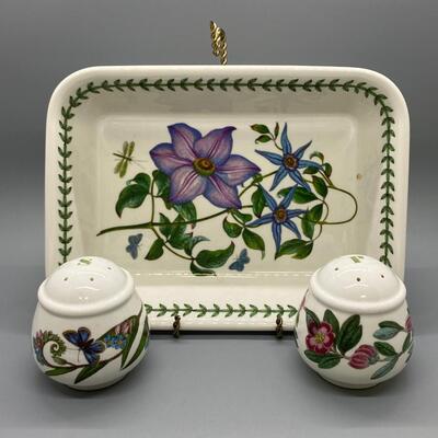 Three Piece set of Portmeirion The Botanic Garden Ceramic Kitchenware Shakers Tray