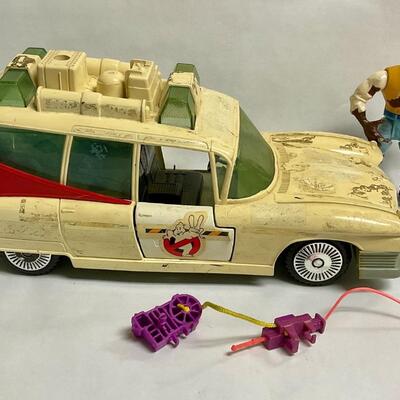 Retro Ghostbusters Lot of Toys - Car Figurine Slime Gun Skull