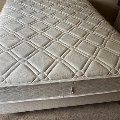 Queen Size Bed With Box Springs And Frame