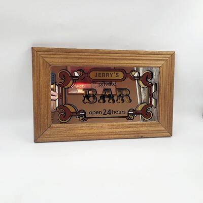 MIRRORED INTERCHANGEABLE BACKGROUND BAR SIGN