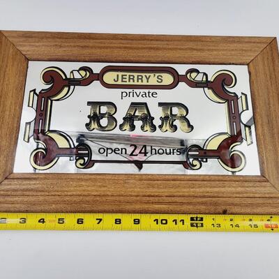 MIRRORED INTERCHANGEABLE BACKGROUND BAR SIGN