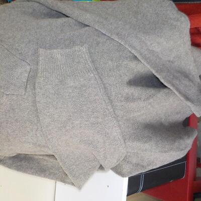 American Blue Premium " Tibetan Yak  Pull Over" X-Lg.. (new)