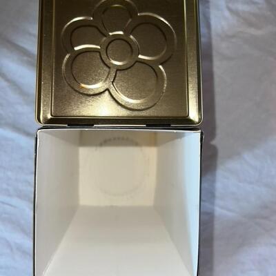 Grand Marnier 1990 Special Edition Art Tin / Unopened Bottle / France