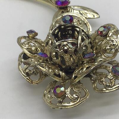 Beautiful Sarah Coventry Brooch. Marked