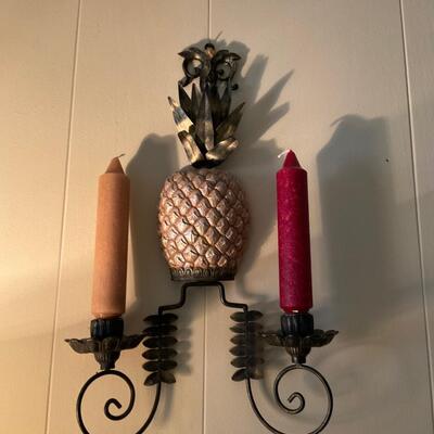 2 candle pineapple decor