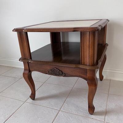 French Provencial End Table ~ *Read Details