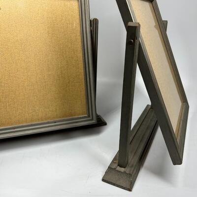 Vintage Pair of Swiveling Wood Display Photo Picture Photo Frames