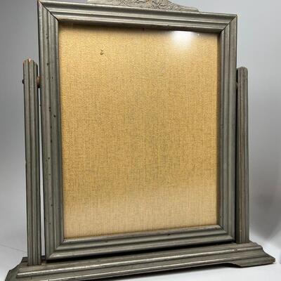 Vintage Pair of Swiveling Wood Display Photo Picture Photo Frames