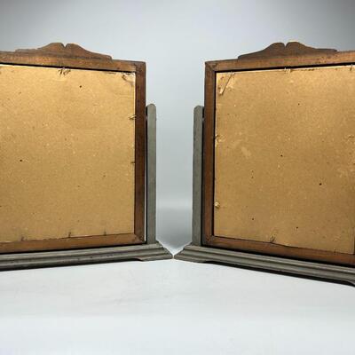 Vintage Pair of Swiveling Wood Display Photo Picture Photo Frames