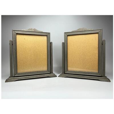 Vintage Pair of Swiveling Wood Display Photo Picture Photo Frames