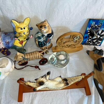 Cat Decoration Lot 1