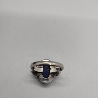 Lot 26 - Sterling Lapis Lazuli Ring
