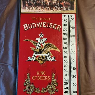 BUDWEISER WOODEN PLAQUE THEMOMETER