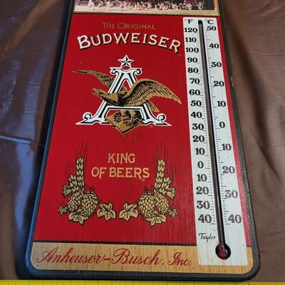 BUDWEISER WOODEN PLAQUE THEMOMETER