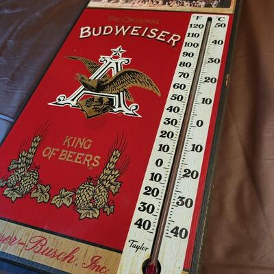 BUDWEISER WOODEN PLAQUE THEMOMETER