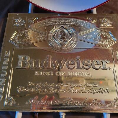 VINTAGE BUDWEISER WALL PLAQUE LIGHT