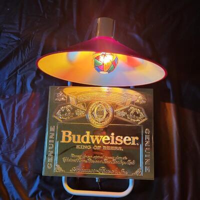 VINTAGE BUDWEISER WALL PLAQUE LIGHT