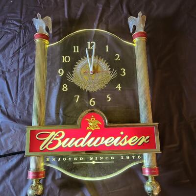 BUDWEISER CLOCK LIGHT