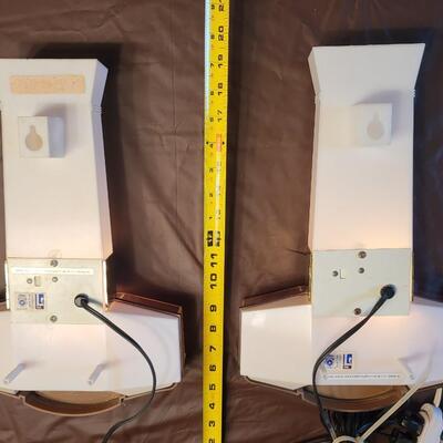 VINTAGE PAIR OF BUDWEISER KING OF BEERS WALL LIGHTS