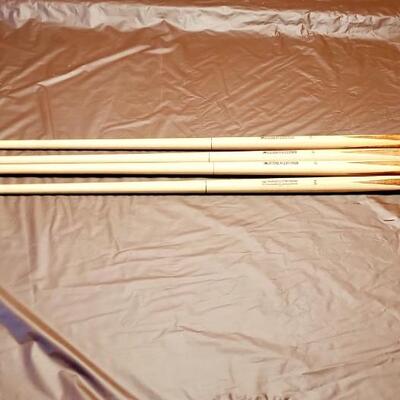 AMINIS GALLERIA SET OF POOL STICKS