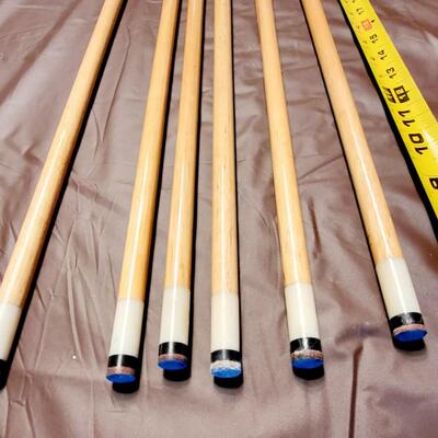 BUDWEISER SET OF 6 RED, WHITE & BLUE POOL STICKS