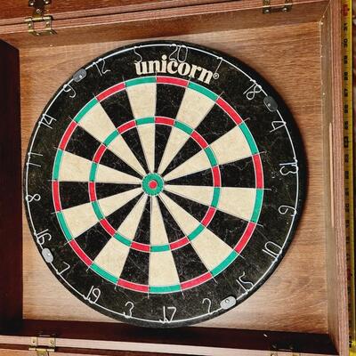 OXFORD UNICORN RECREATIONAL QUALITY BRISTLE DARTBOARD SET