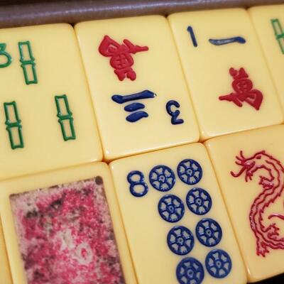 Vintage Royal Depth Catalin Mah Jong set with case Mah Jongg