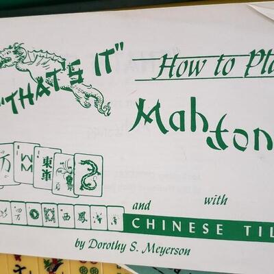 Vintage Royal Depth Catalin Mah Jong set with case Mah Jongg