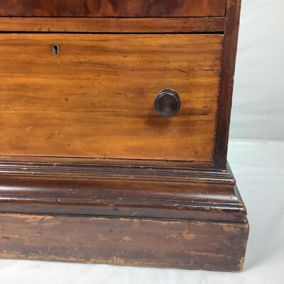 814  Antique Victorian Marble Top 8-Drawer Dresser
