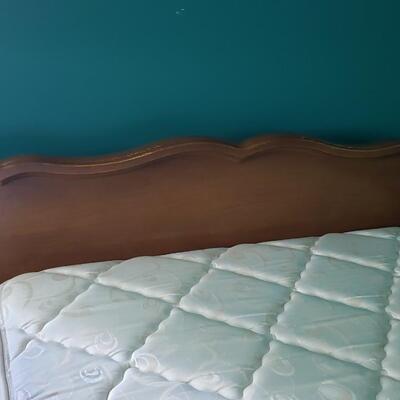 Vintage Full size head board bed frame