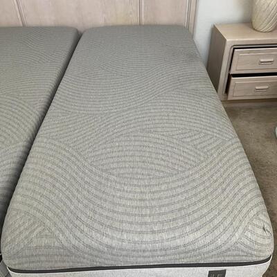 Sleep Number Split-King Smart Bed
