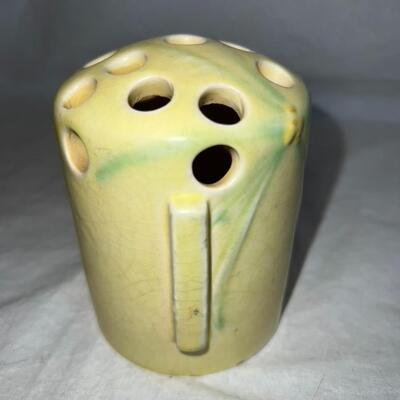 Roseville Pottery/Ceramic #31