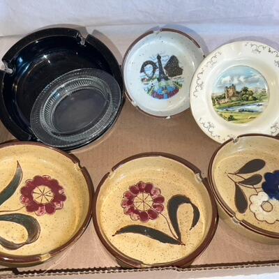 Huge Vintage Ash Tray Lot w/ Smoke Grabber