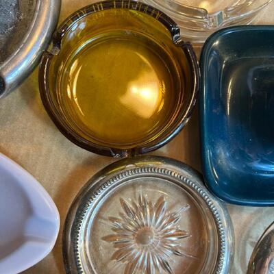 Huge Vintage Ash Tray Lot w/ Smoke Grabber