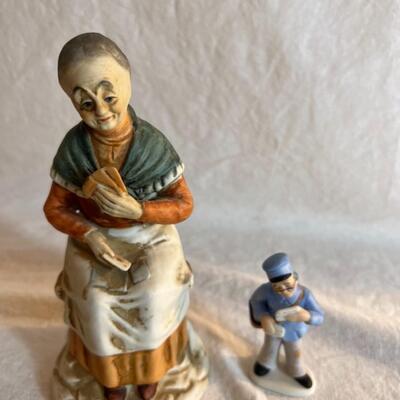 2 Lefton Figures Taiwan