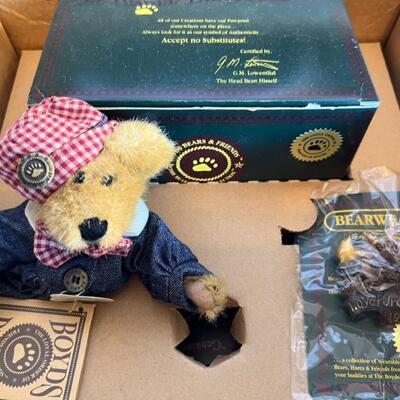 Boyds Bears Collectible In Box