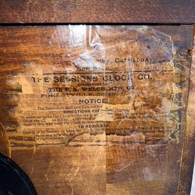 Antique Sessions Lion Head Clock