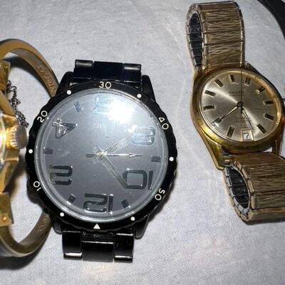 Lot of Vintage Watches Misc.
