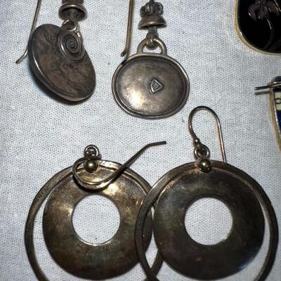Lot of Earrings