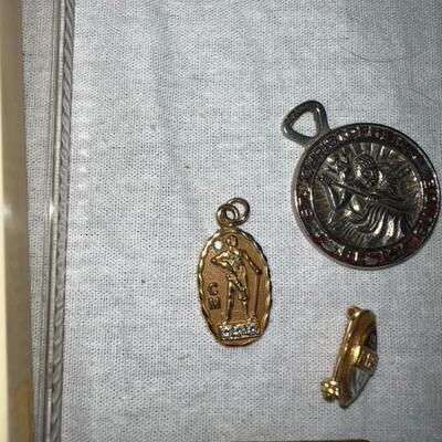 Vintage Lot of Jewelry Pins Misc.