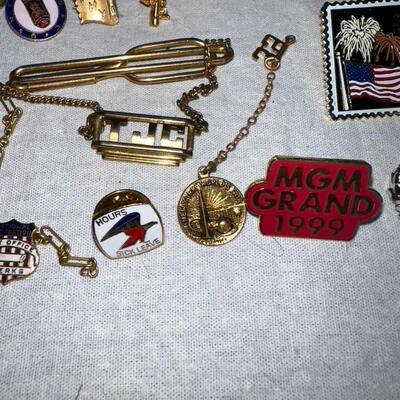 Vintage Lot of Jewelry Pins Misc.