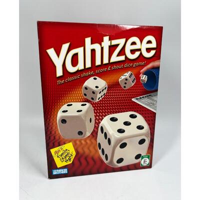 Yahtzee Classic Family Friends Dice Game