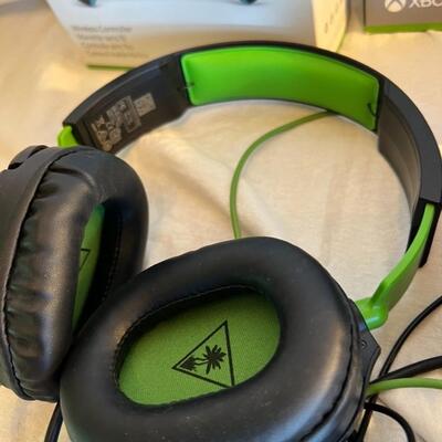 Turtle Beach Headsets and Xbox Controller