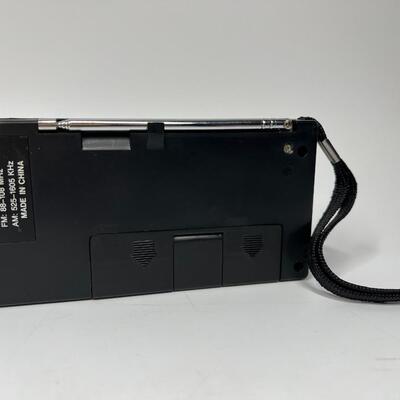 Vintage Retro Travelers' LCD Clock Radio
