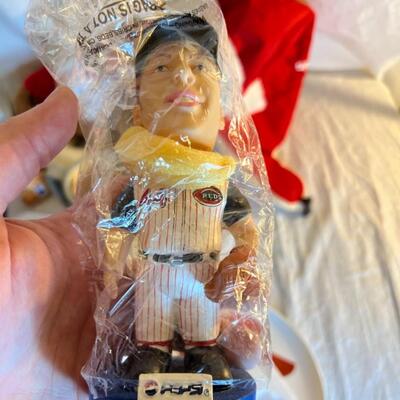 Sports Memorabilia Signed Lot