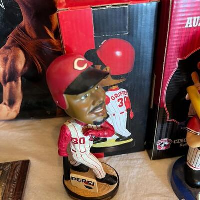 Sports Memorabilia Signed Lot