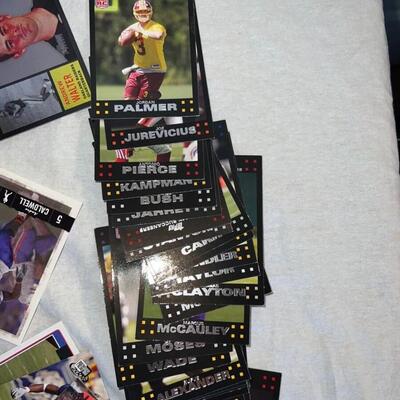 Huge Lot of Football and Baseball Cards Many Rookie Cards
